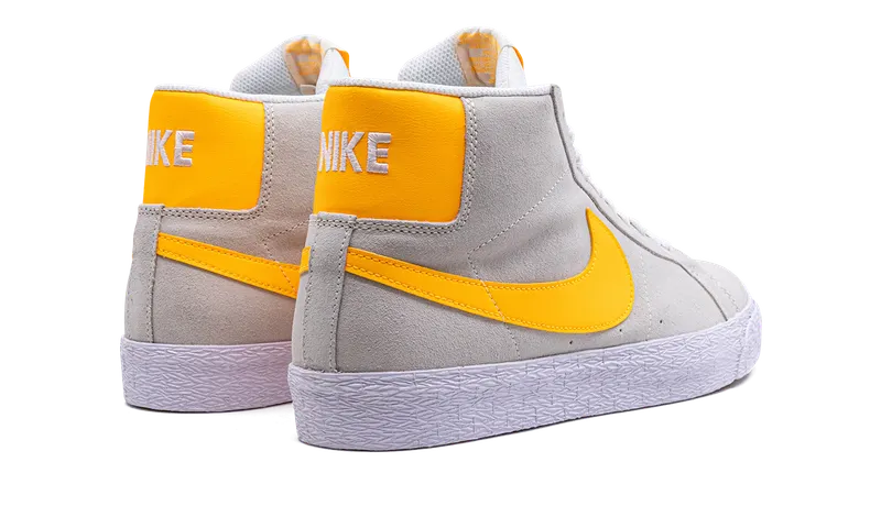 Nike SB Blazer Mid “Laser Orange” (864349-110)