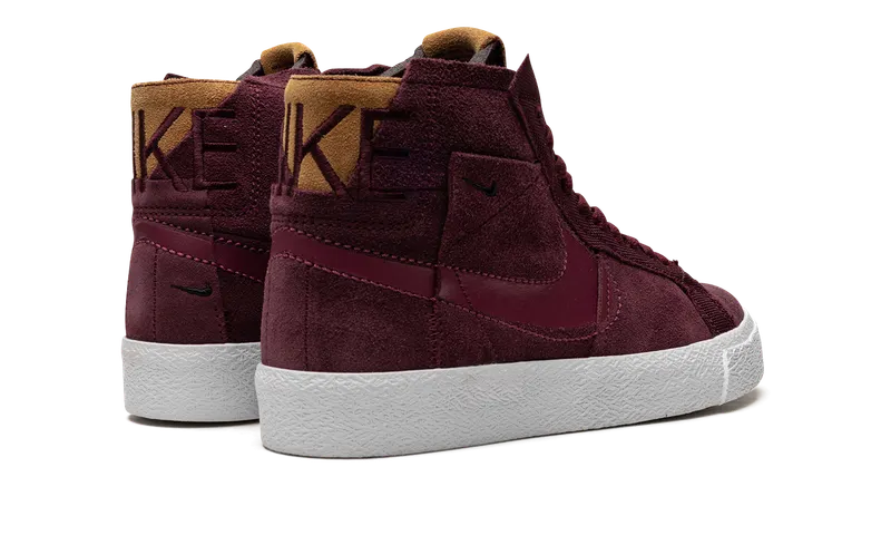 Nike SB Blazer Mid “Night Maroon” (DV7898-600)
