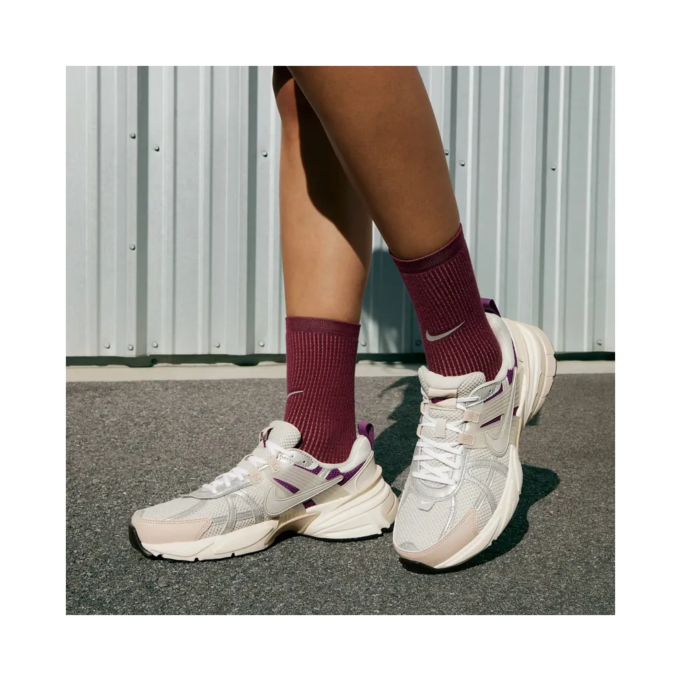 Nike V2K Run Prm “Light Bone” (HF4305-072)