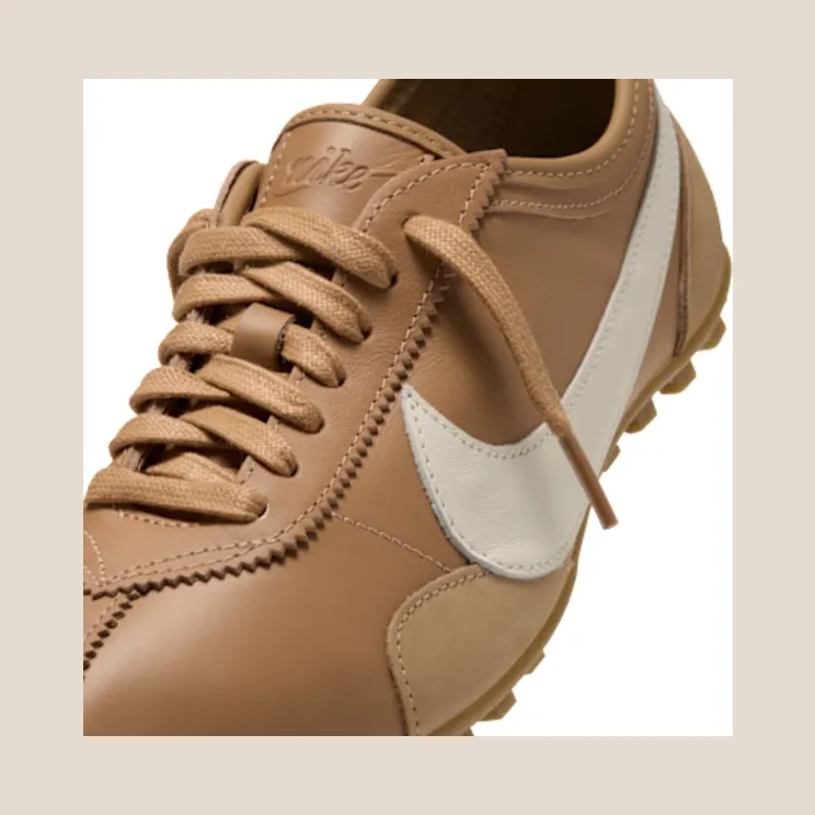 nike-moon-shoe IU3162200