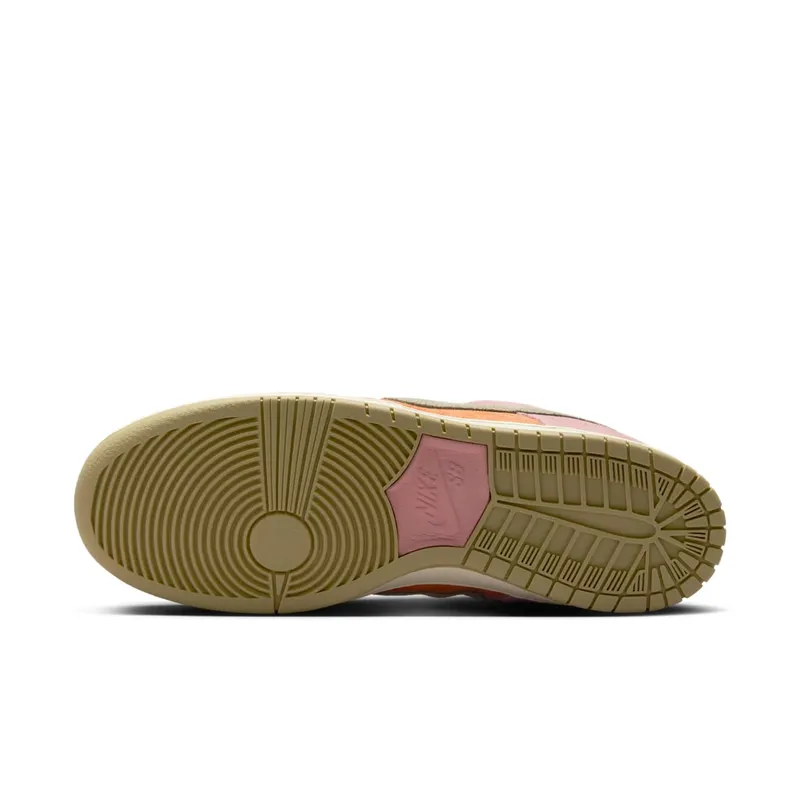 Nike SB Dunk Low “Red Stardust” (HJ4135-600)