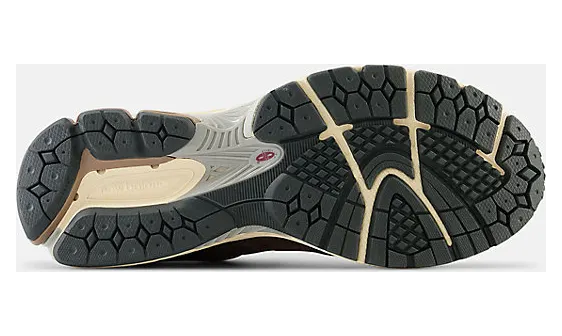 new-balance-2002r M2002RLY