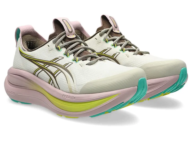 ASICS GEL-NIMBUS 28 TR “Light Dust / Clay Canyon” (1012B981-020)