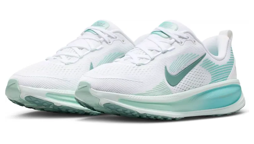 nike-vomero-18 HQ2157-106