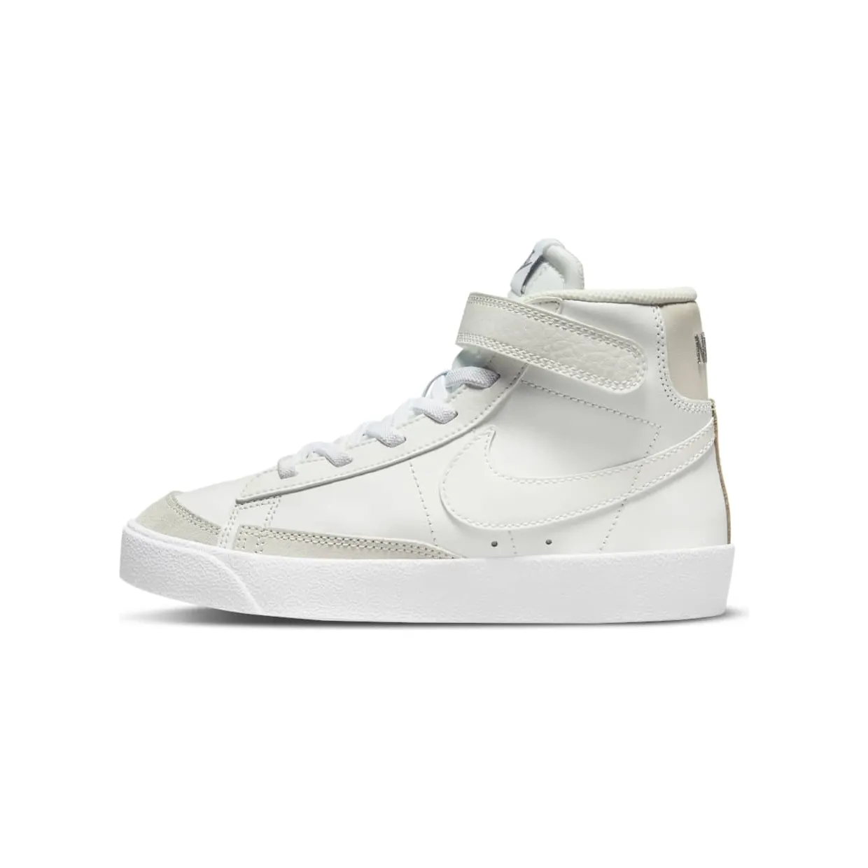 nike-blazer DA4087-104
