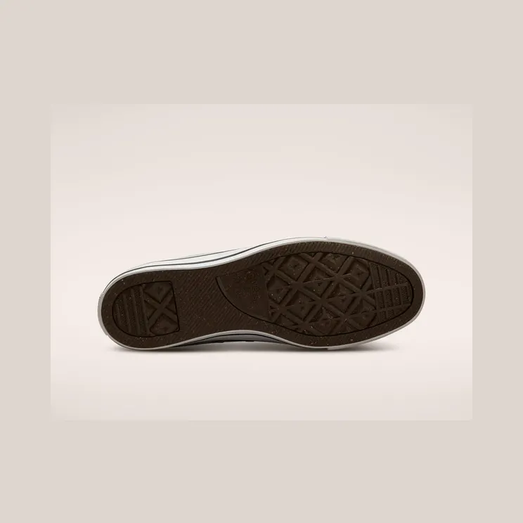 converse-chuck-taylor-all-star A02556C
