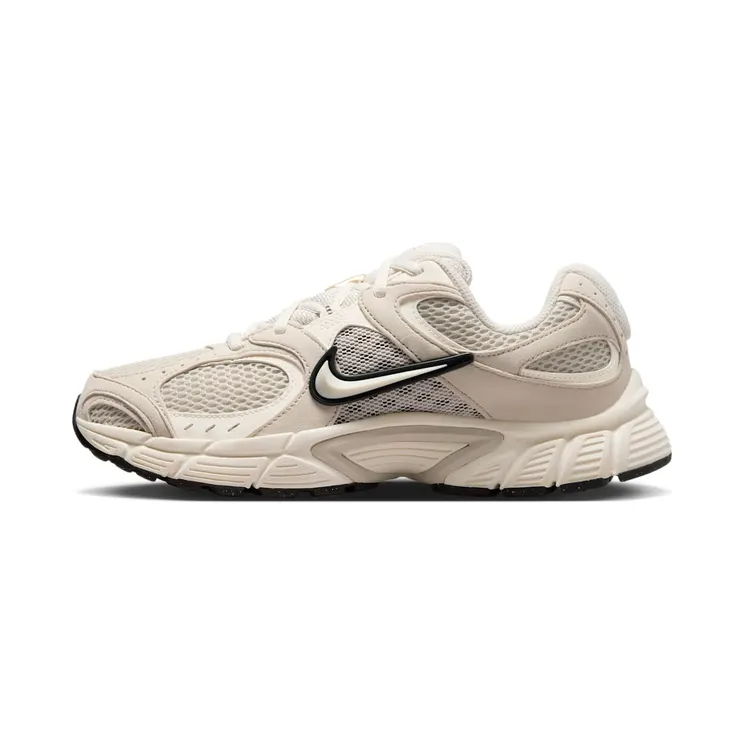 Nike V5 RNR “Light Orewood Brown / Black / Pale Ivory” (II6294-100)