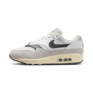 Nike Air Max 1 “Greyscale” (HJ3498-007): vier grijstinten die elkaar niet in de weg zitten