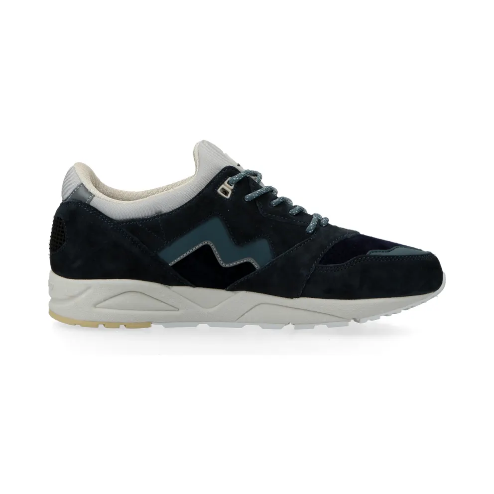 Karhu Aria 95 (india ink / stormy weather) – F803116