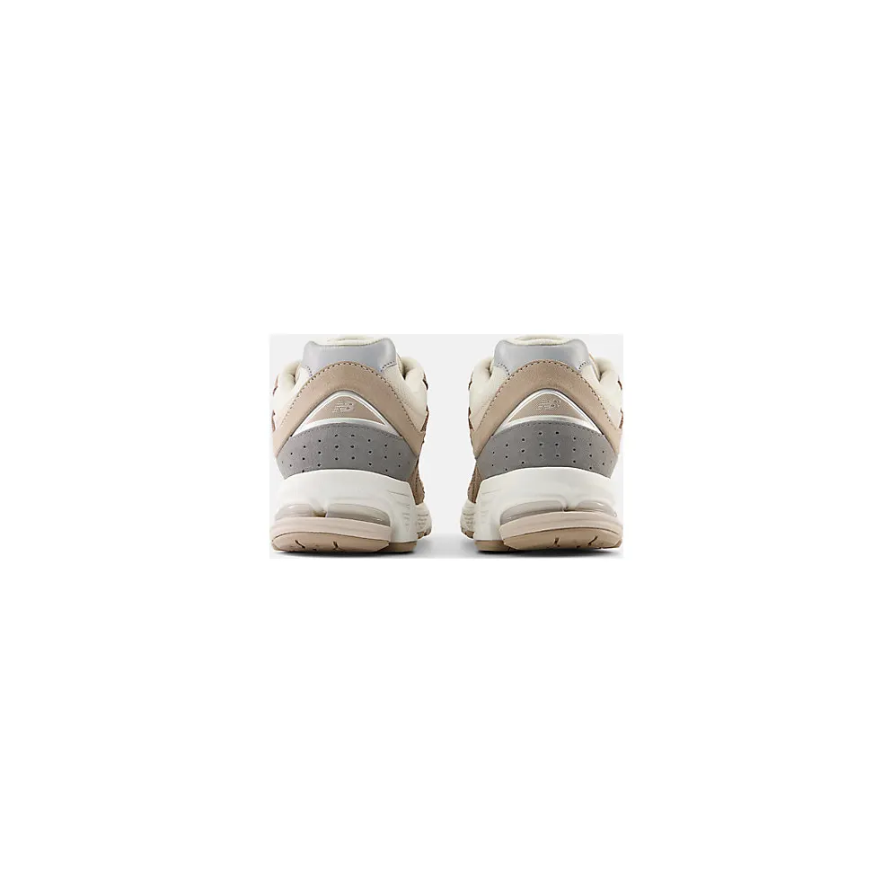 New Balance 2002R “Driftwood” (M2002RSI)