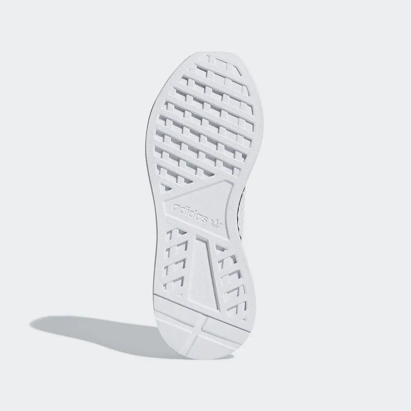 adidas Deerupt Cloud White Core Black Cloud White/Cloud White/Core Black (B41767)