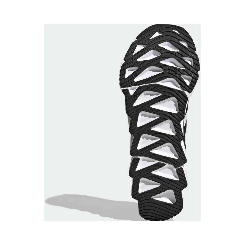 Adidas Switch Run “Black / White” (IF5720)