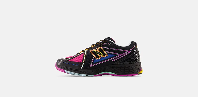 New Balance 1906 “Black/Pink” (M1906RCP)