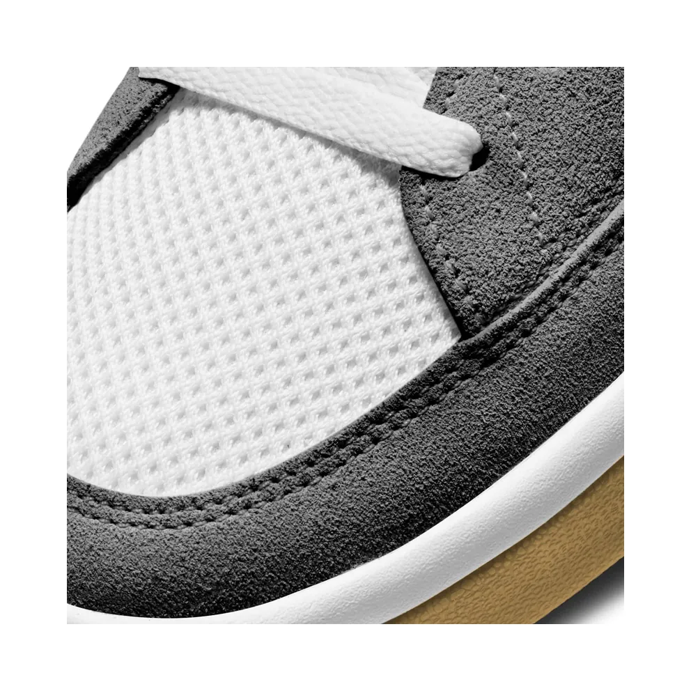 Nike SB Adversary Black / University Gold / White (CJ0887-002)