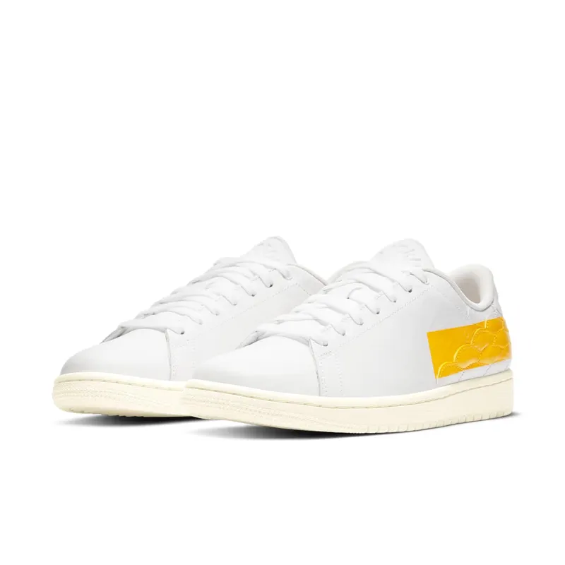 Jordan 1 Low Centre Court “University Gold” (DJ2756-102)