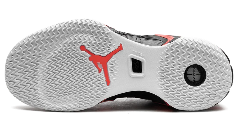 air-jordan-36 DA9054-001