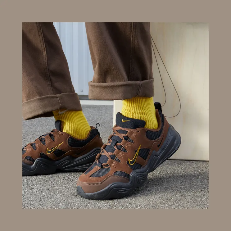 nike-tech-hera FJ9532-200