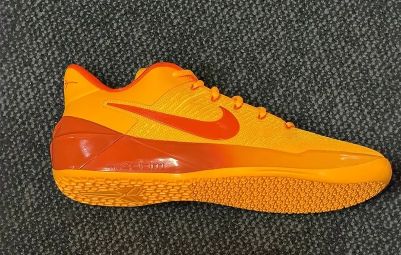 KOBE AD PROTRO