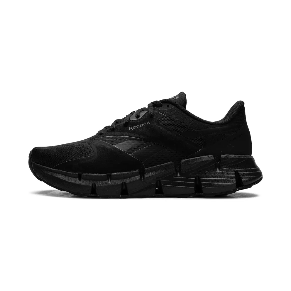 Reebok Zig Dynamica 5 “Core Black/Footwear White” (100074-662)