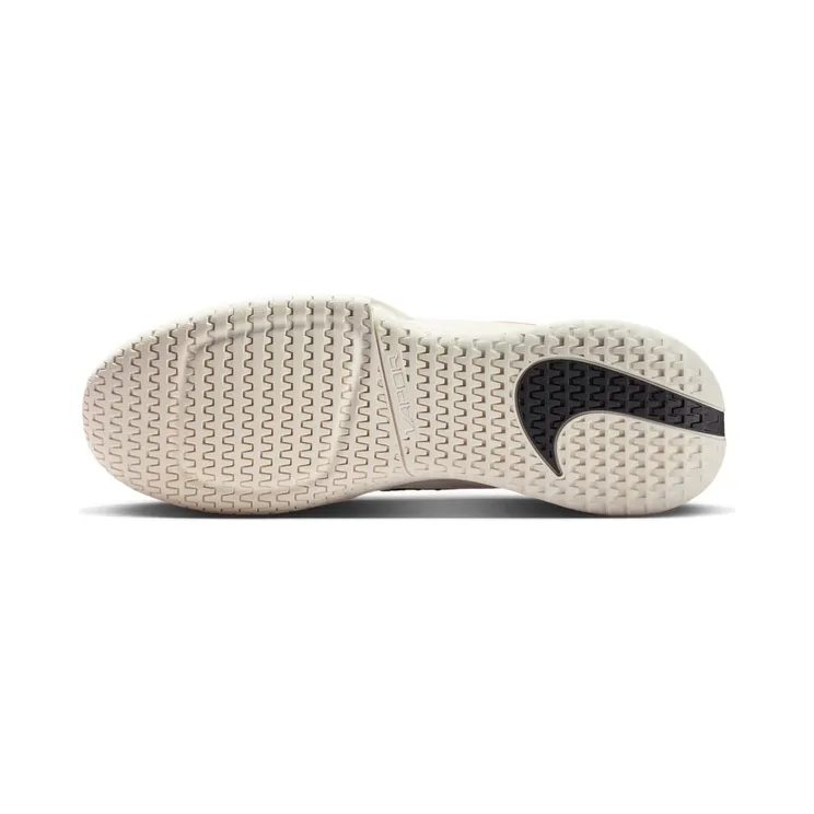 nikecourt IB6558-100
