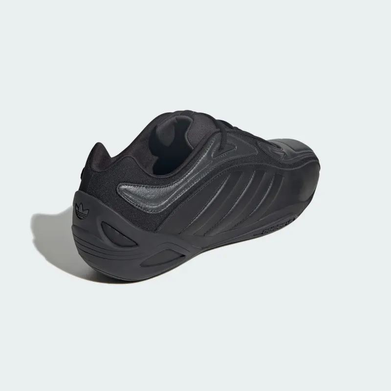 Adidas Adiracer GT Core Black / Core Black / Carbon (JQ5758)