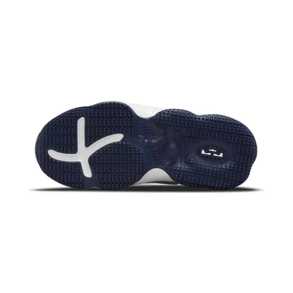 LeBron 19 Younger Kids’ White (DD0421-100)