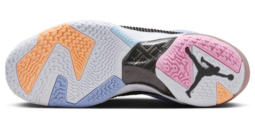 air-jordan-37 FD8701-001