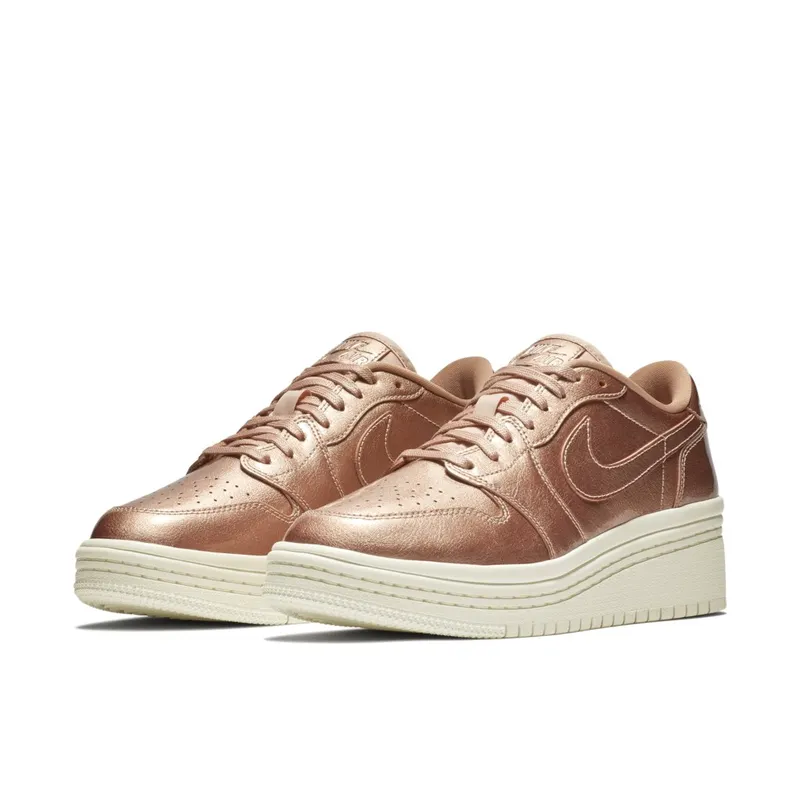 Jordan 1 Retro Low Lifted Metallic Red Bronze (W) Metallic Red Bronze/Sail (AO1334-901)