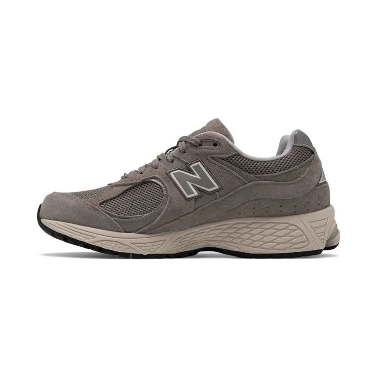 new-balance-2002r ML2002RC