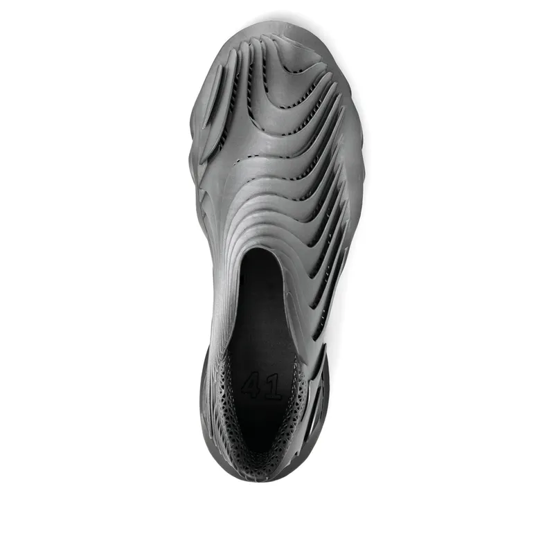 Aliveform Stratum Fang “Grey” (STRATUM FANG NICKE)