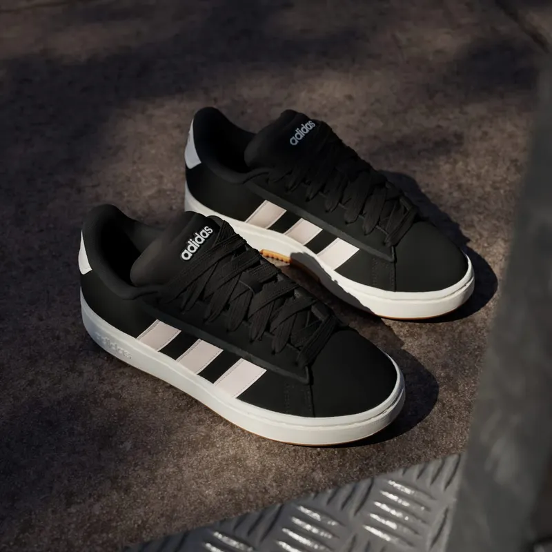 Adidas Grand Court Alpha Core Black / Wonder Quartz / Gum (JQ3000)