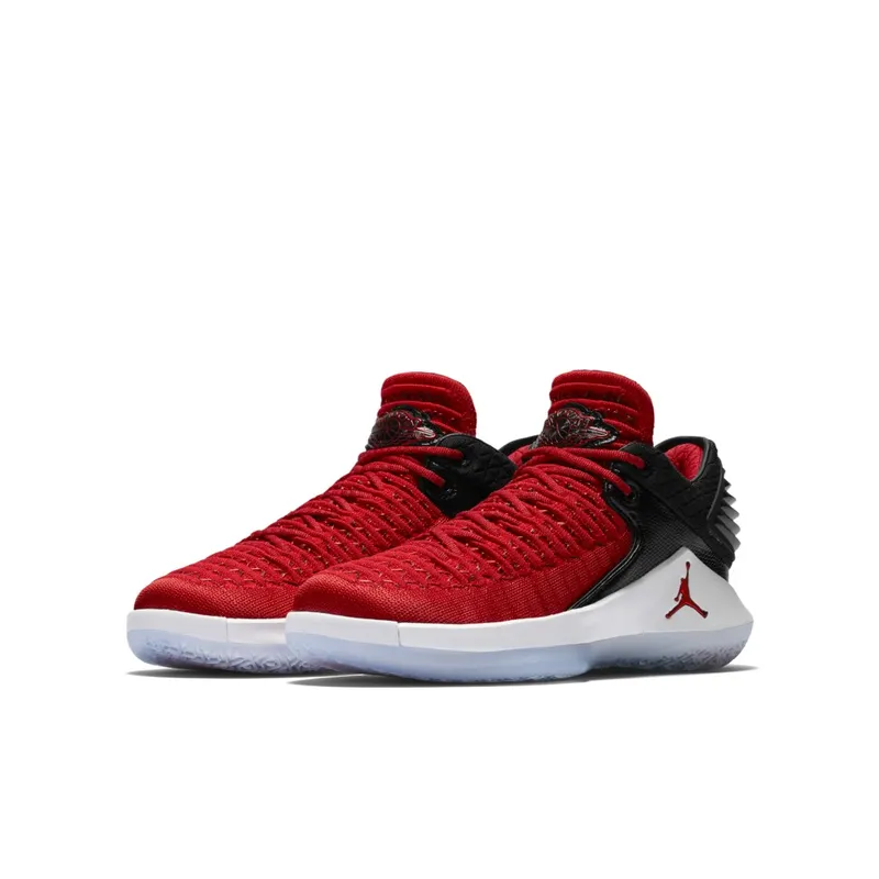 Jordan XXXII Low Win Like 96 (GS) University Red/Black-Metallic Silver (AA1257-603)