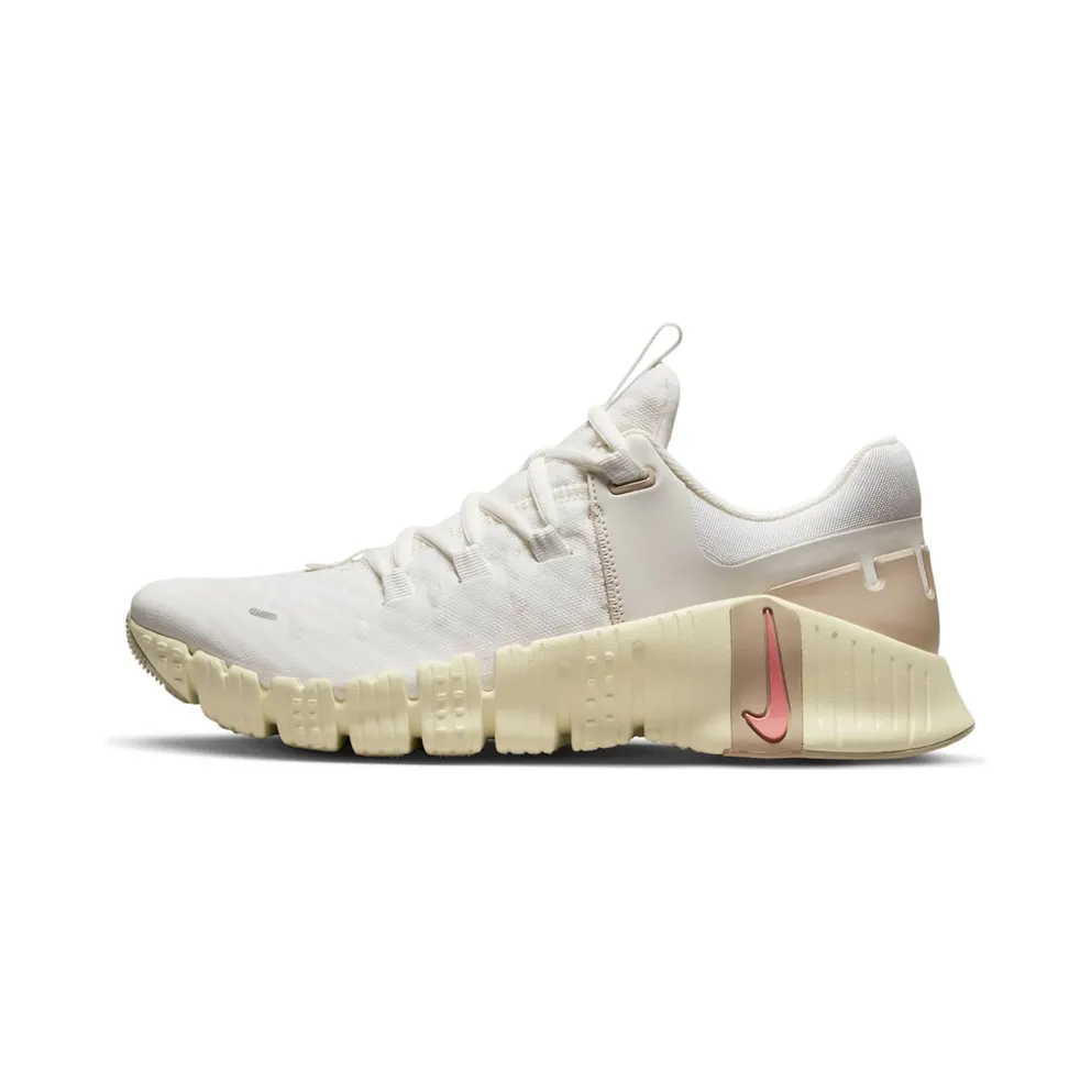 Nike Free Metcon 5 “Sail Sanddrift” (DV3950-100)