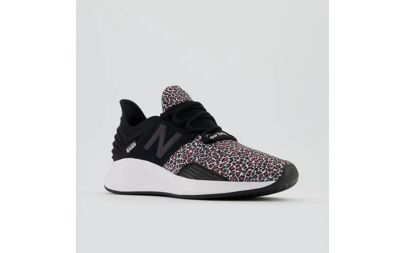 New Balance New Balance  Black/Red/White (WROAVBV)