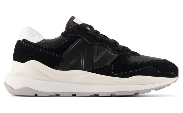 New Balance 57/40 Black / Sea Salt / Raincloud (M5740SLB)