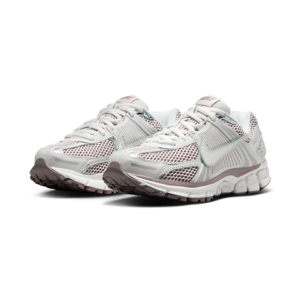 Nike Zoom Vomero 5 “Platinum Violet” (HV6417-001)