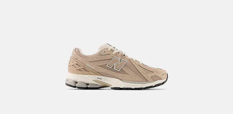 New Balance 1906R “MINDFUL GREY/MOONBEAM/SILVER METALLIC” (M1906RW)