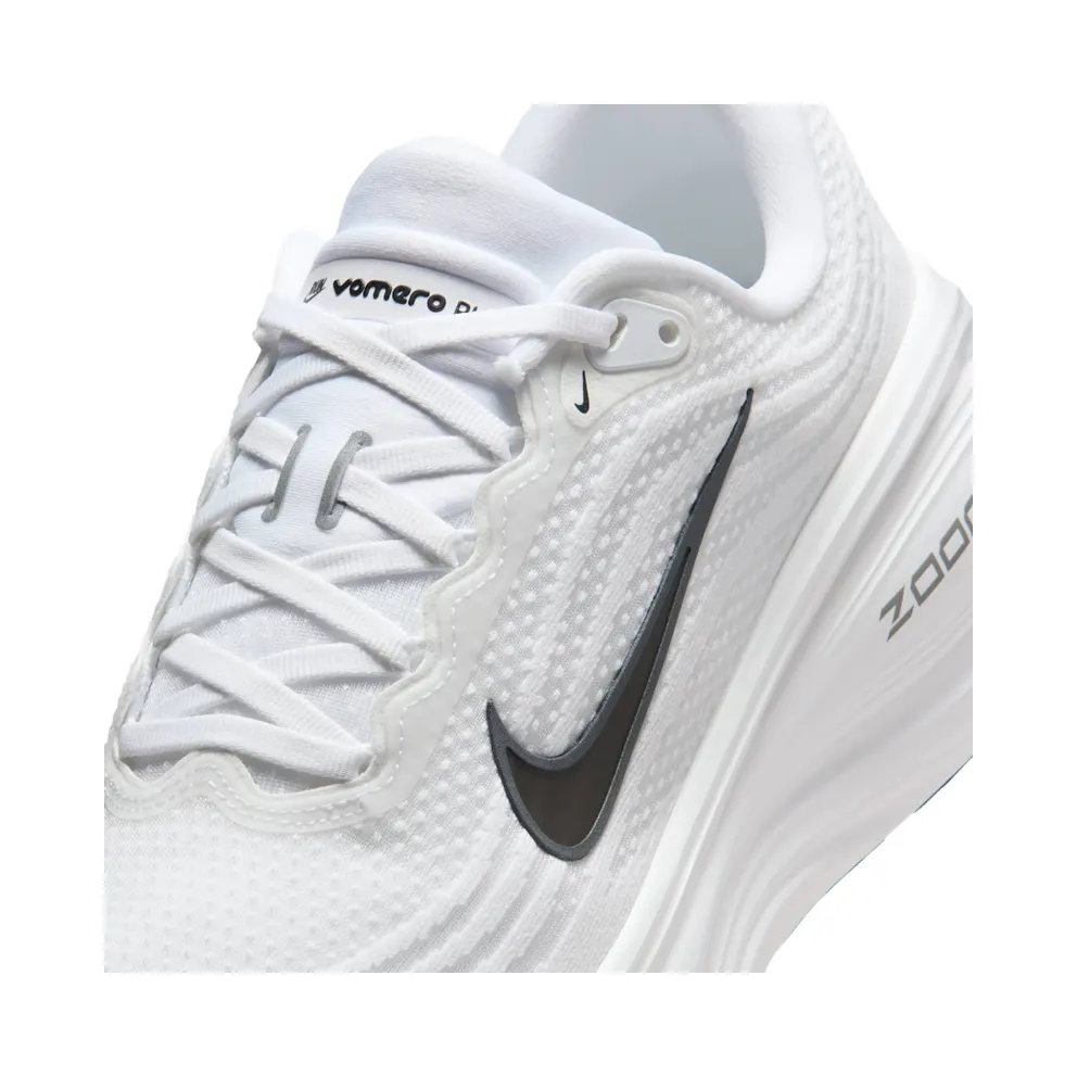 Nike Vomero Plus “White” (HV8150-101)