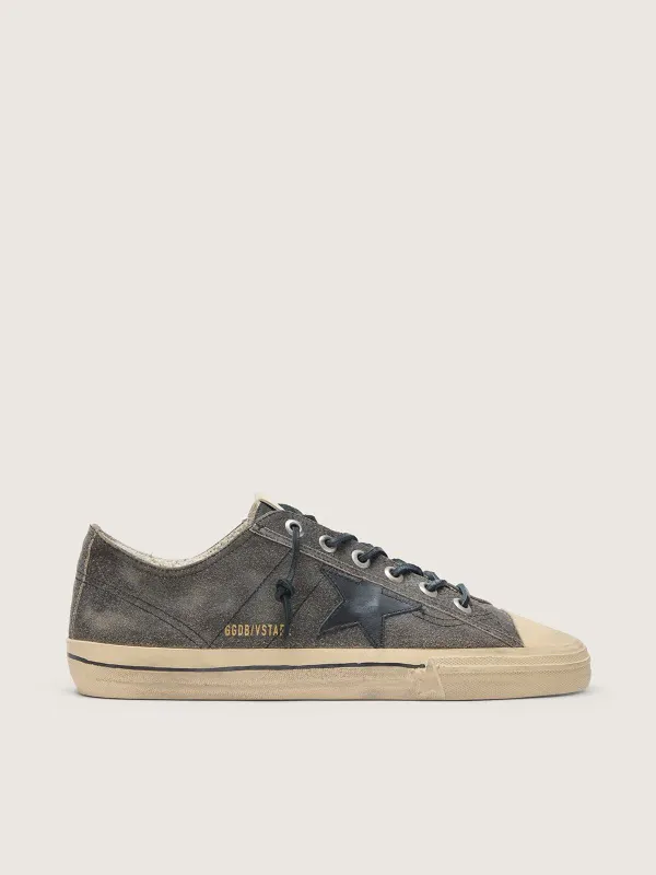 Golden Goose Men’S V-Star In Black Suede With Black Leather Star (GMF00129.F006615.90100)