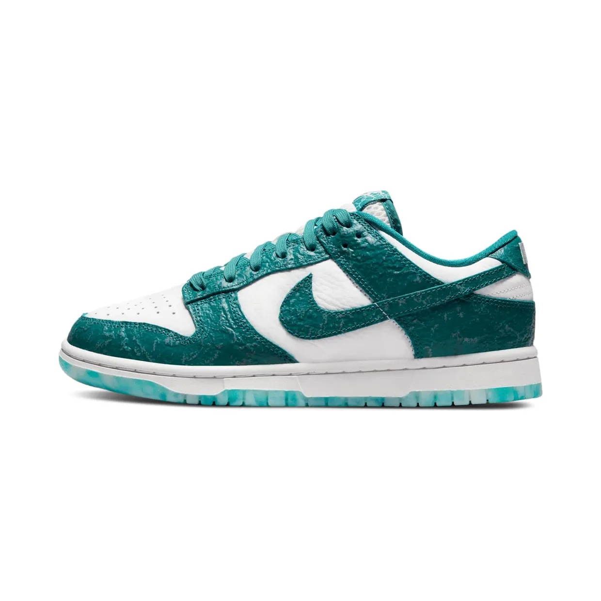 Nike Dunk Low “Ocean” (DV3029-100): waarom het groen geen blauw is