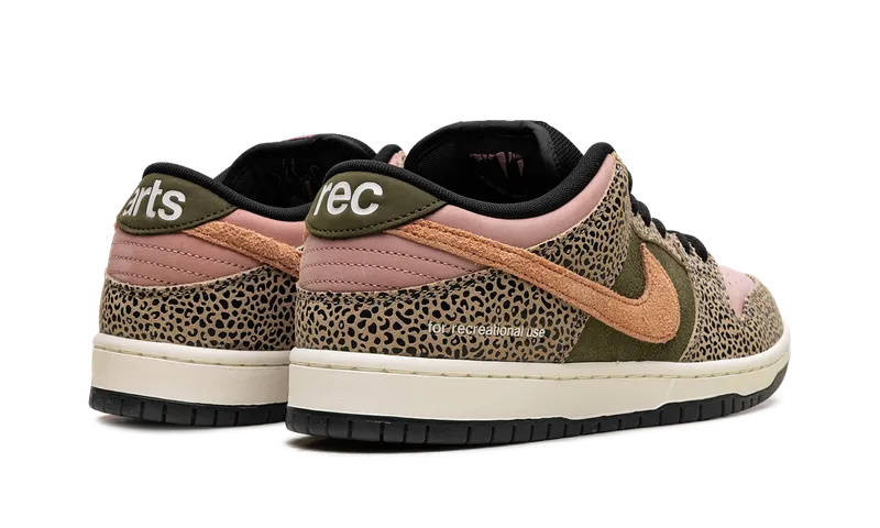 Nike SB Dunk Low “Leopard / Arts-Rec” (IH3211-200)