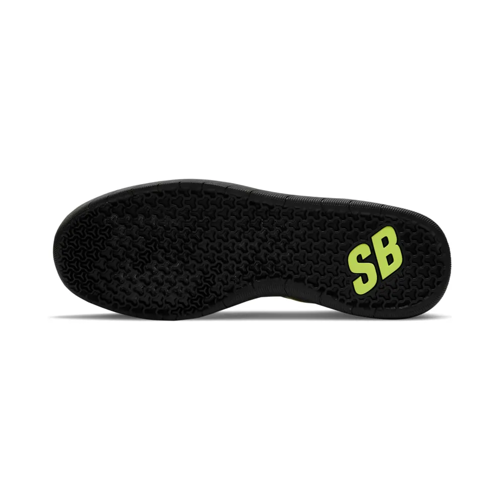 Nike SB Nyjah Free 2 “Black / Cyber” (BV2078-005)