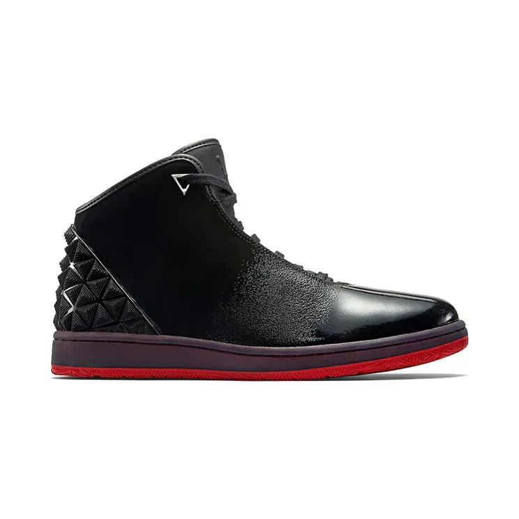 Jordan Instigator Bred (705076-002)