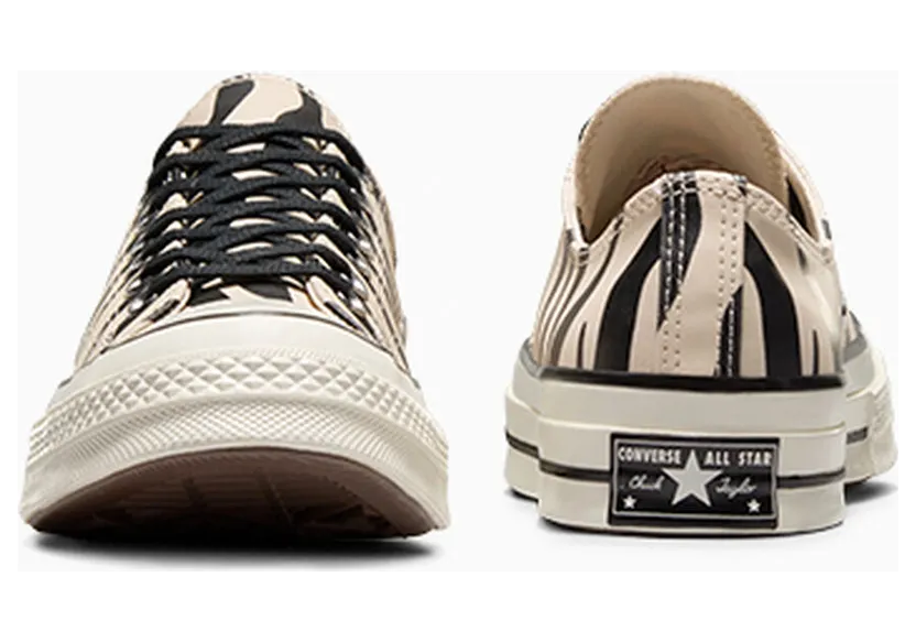 converse-chuck-taylor-all-star A13438C