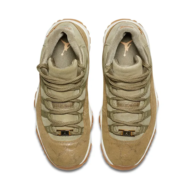 air-jordan-11 AR0715-200