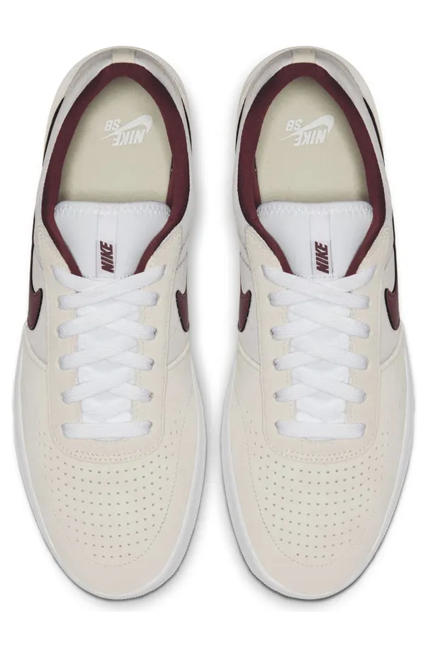 nike-team AH3360-102