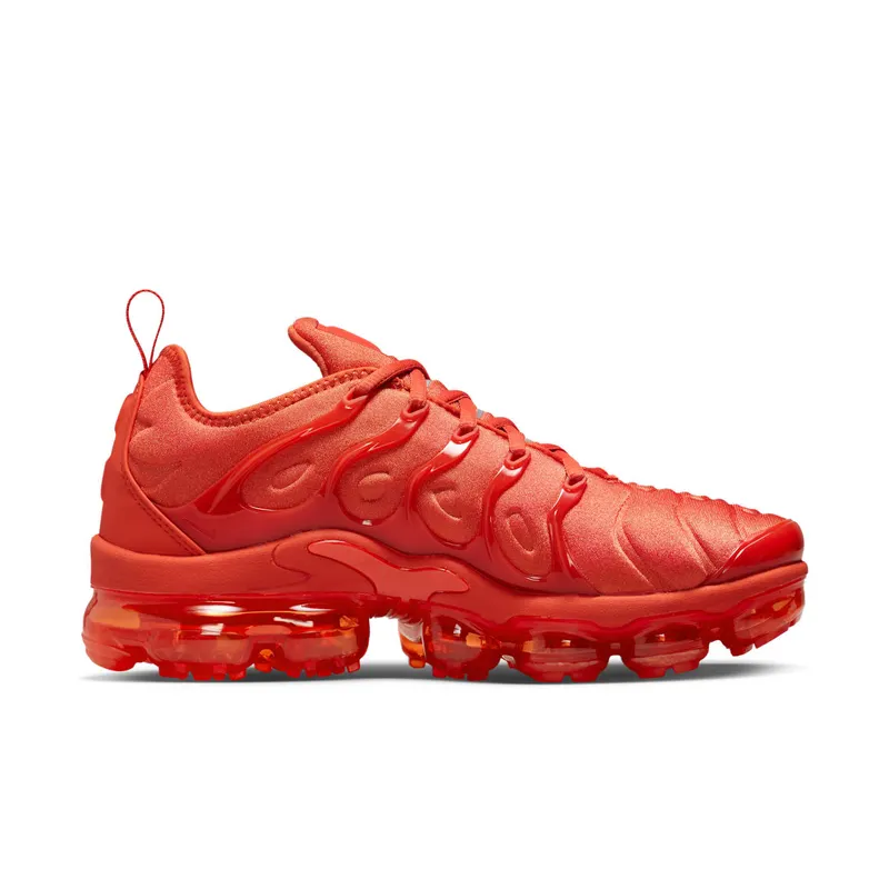 Nike AIR VAPORMAX PLUS “Triple Orange” (DZ4440-800)