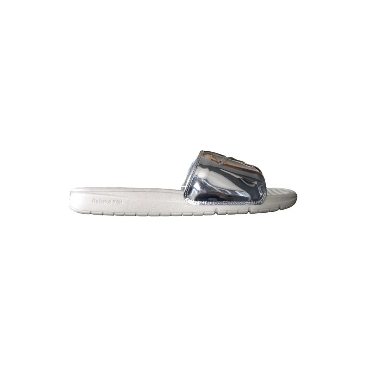 nike-solarsoft 696116-002