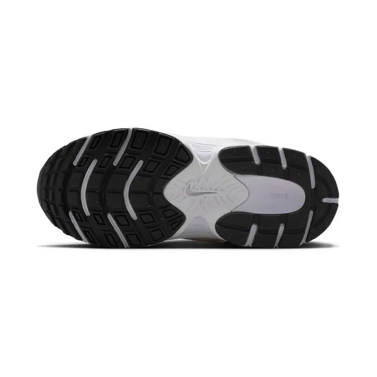 nike-v5-rnr HQ6412-104
