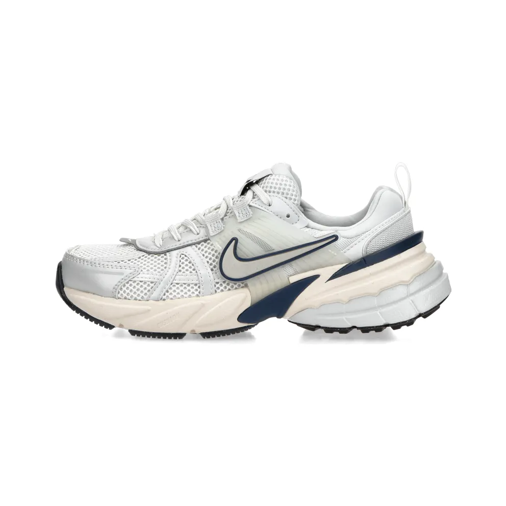 Nike V2K Run (platinum tint) – FD0736-004